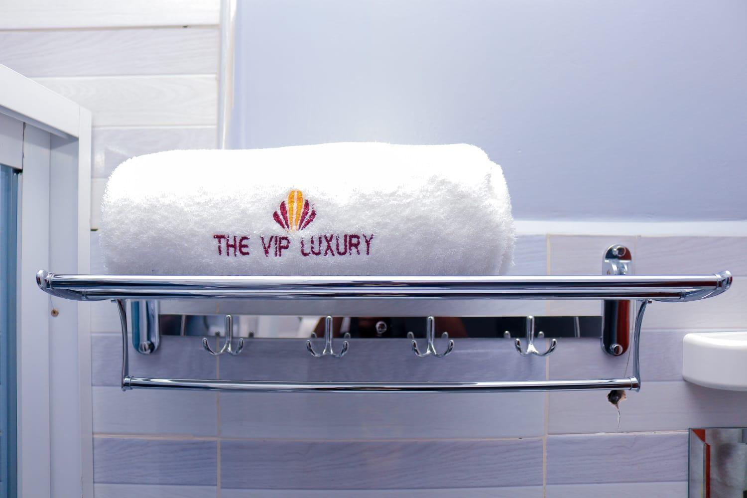 The Vip Luxury Lounge Hotel 基苏木 外观 照片